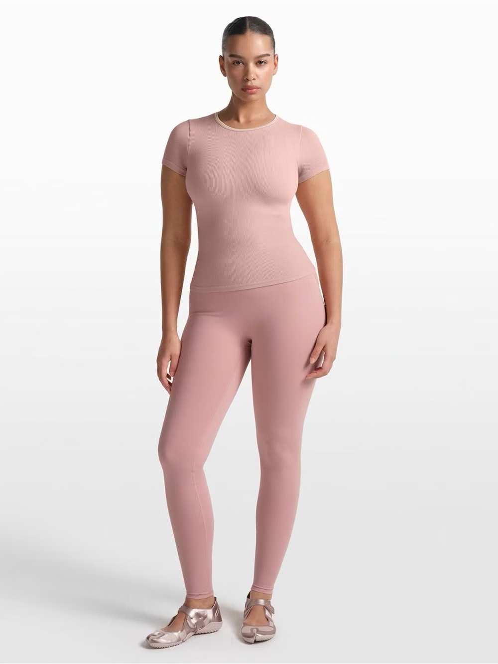NikeSKIMS RIBBED SEAMLESS BABY T-SHIRT LIMITED EDITION: HIMALAYAN XS